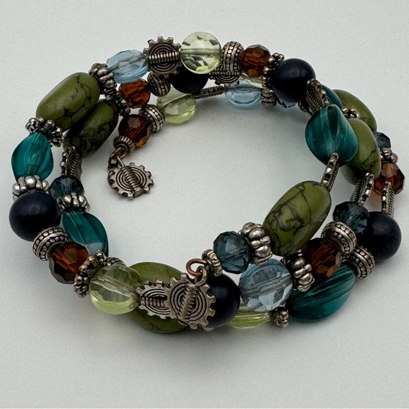 Multi Color Beaded Memory Wire Bracelet • 7.5” Adjustable - Picture 2 of 5